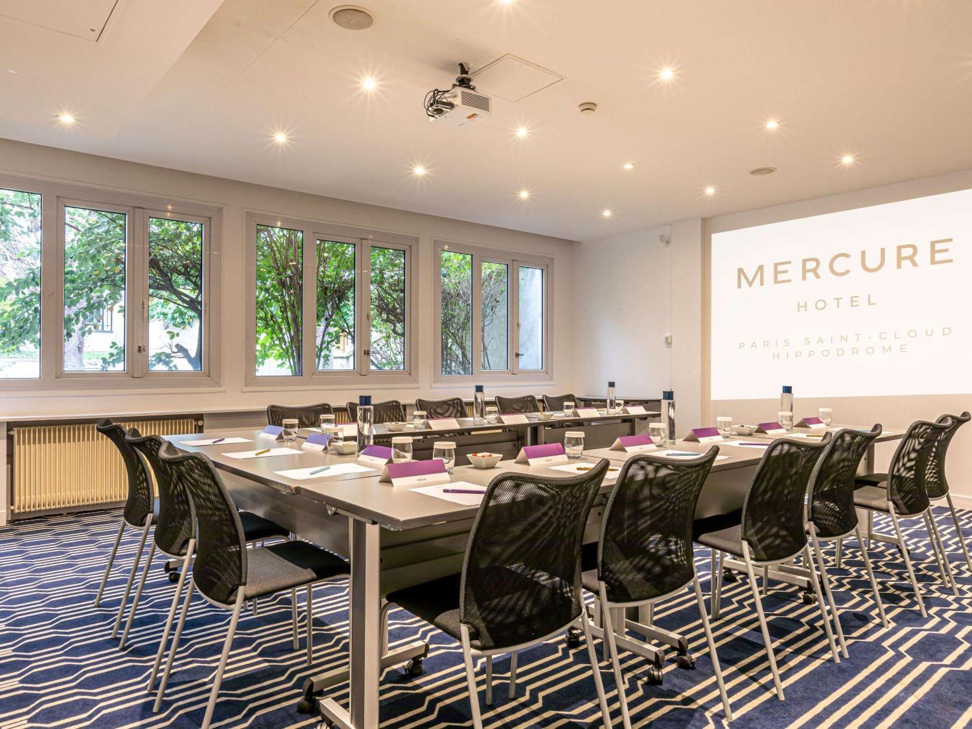 Mercure Paris Cloud Hippodrome Hotel Saint-Cloud